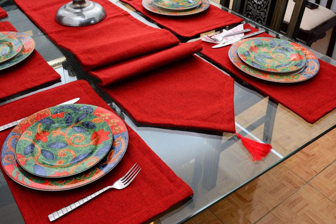 7 pcs Jutte Red Table Runner Set With Place Mats - 92Bedding