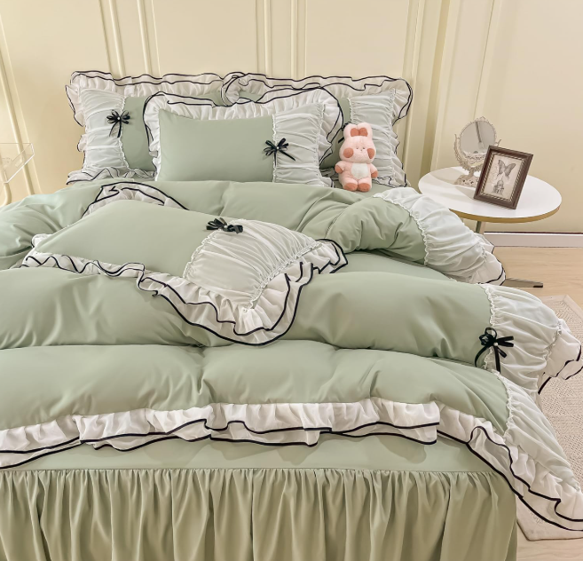 6 PCS Ruffled DUVET SET WITH BOWTIE  - 1248