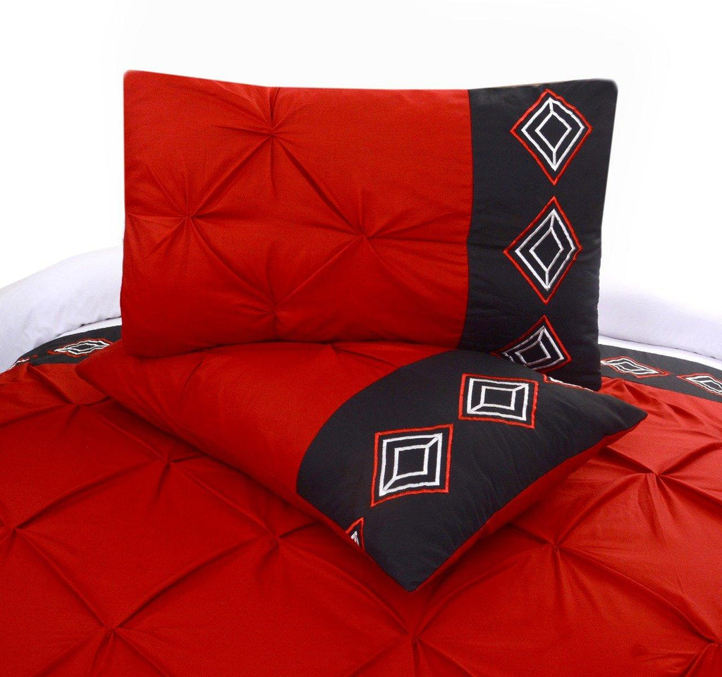 3 Pc's Embroidered Pintuck Duvet Maroon - 92Bedding