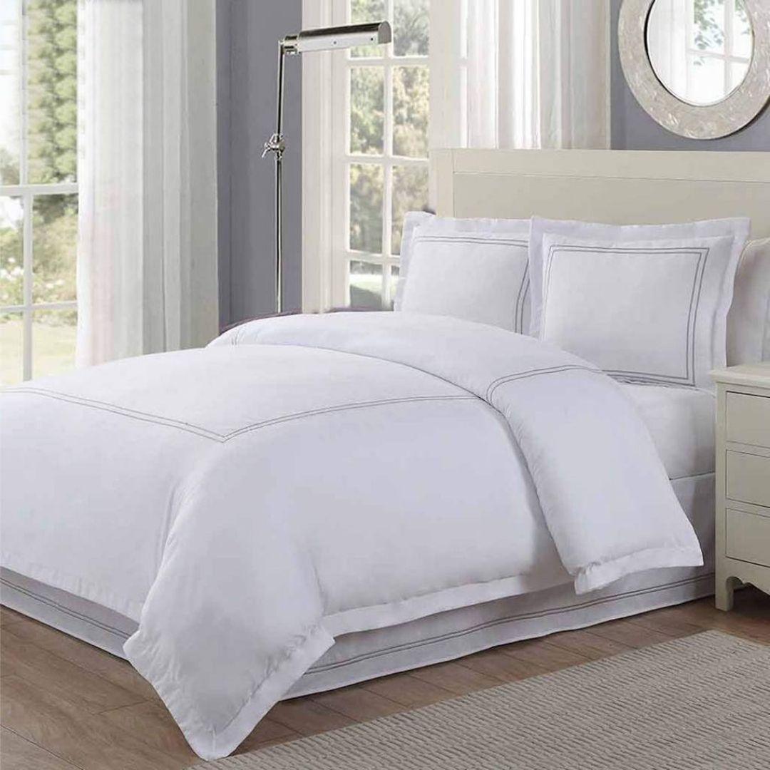 Luxury Embroidered Baratta Stitch Duvet Set – 92Bedding