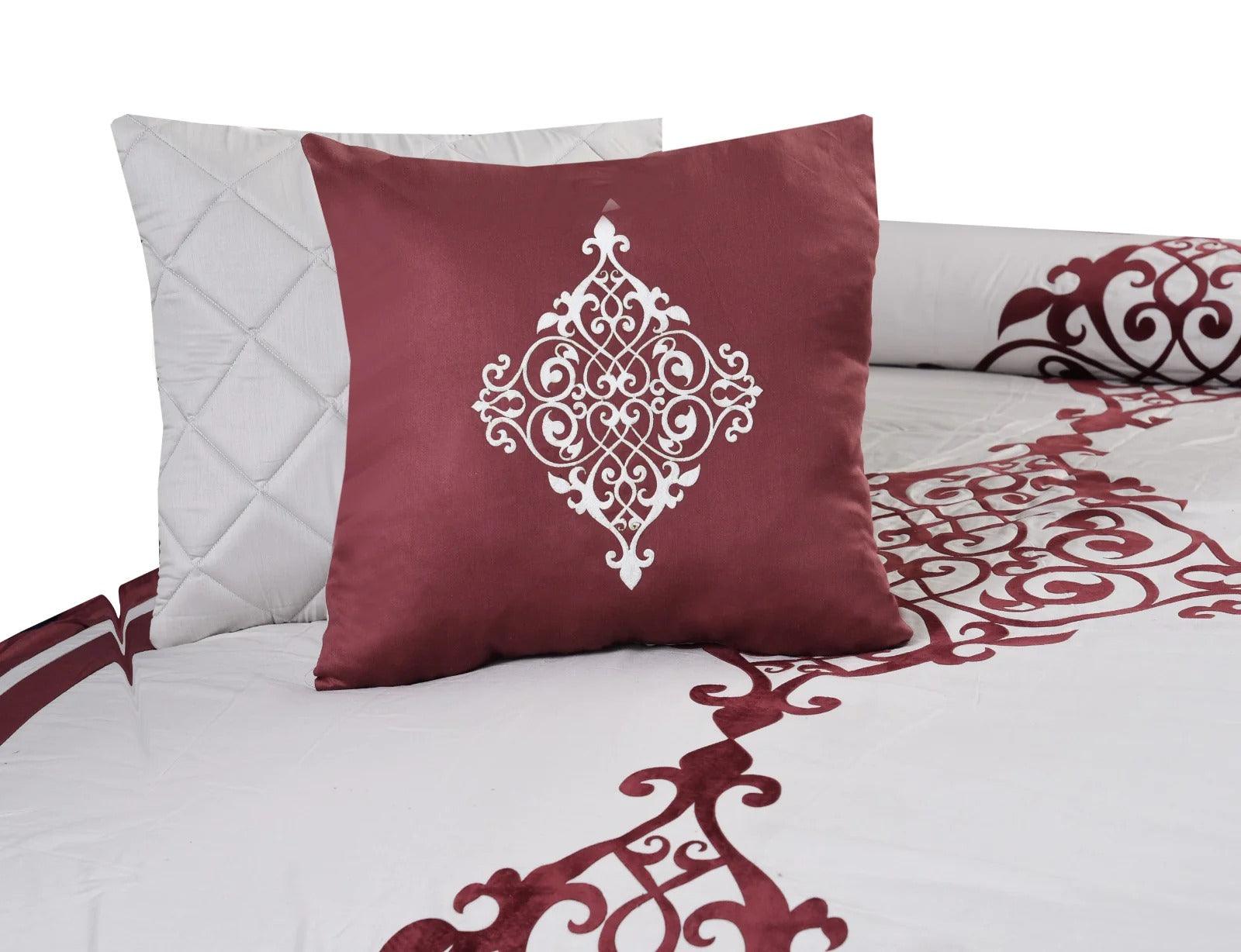 Luxury Embroidered Aplic Duvet Set 8 Pc's - 92Bedding